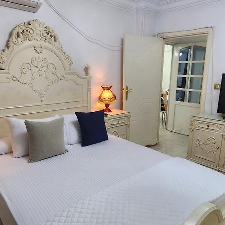 Elegant Apartment In Sheraton Heliopolis Kairó Kültér fotó